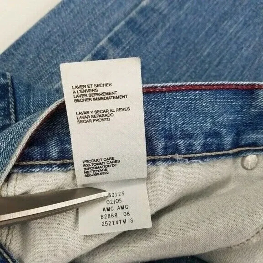 Tommy Hilfiger tag size